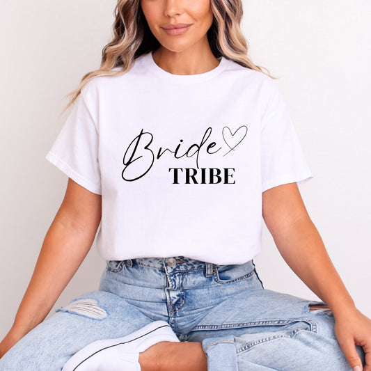 līgavas komandas t-krekls ar uzrakstu bride tribe vecmeitu ballītei
